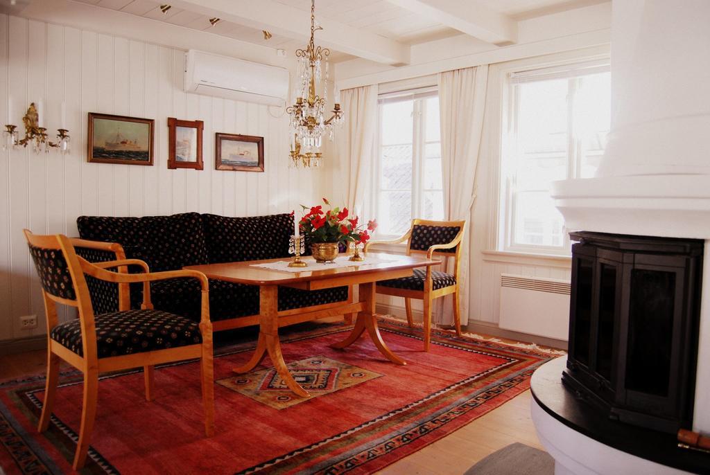 Det Lille Hotel Risør Δωμάτιο φωτογραφία